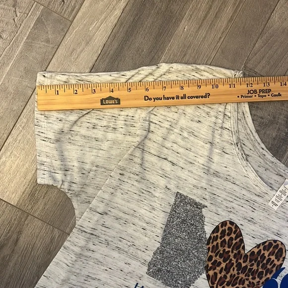 Bear Tee - Picture 3 of 4